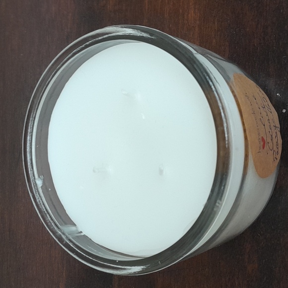 Tropical Coconut Handmade 3 wick candle - Picture 2 of 3